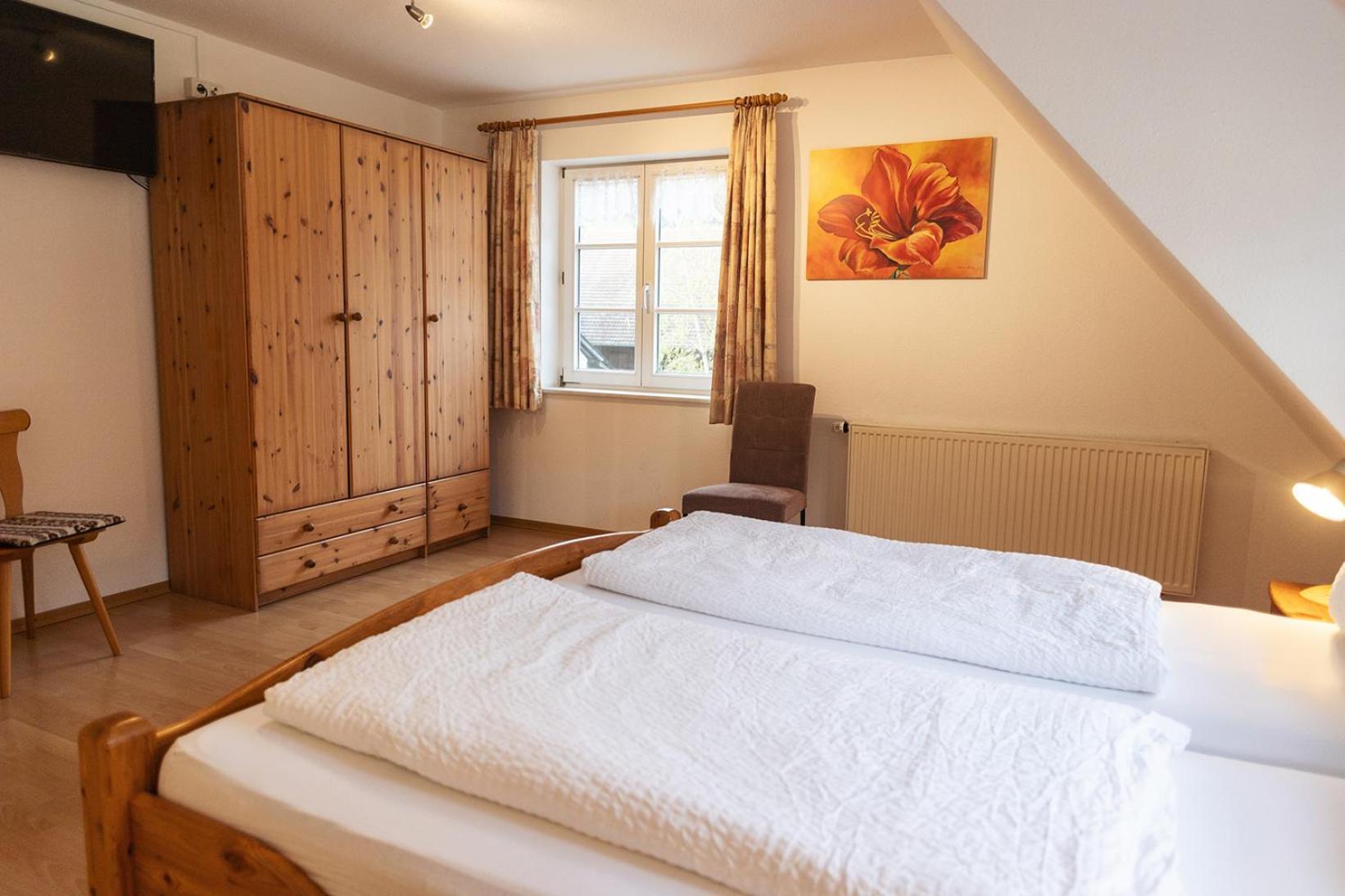 Gasthaus Kranz Lausheim Room photo