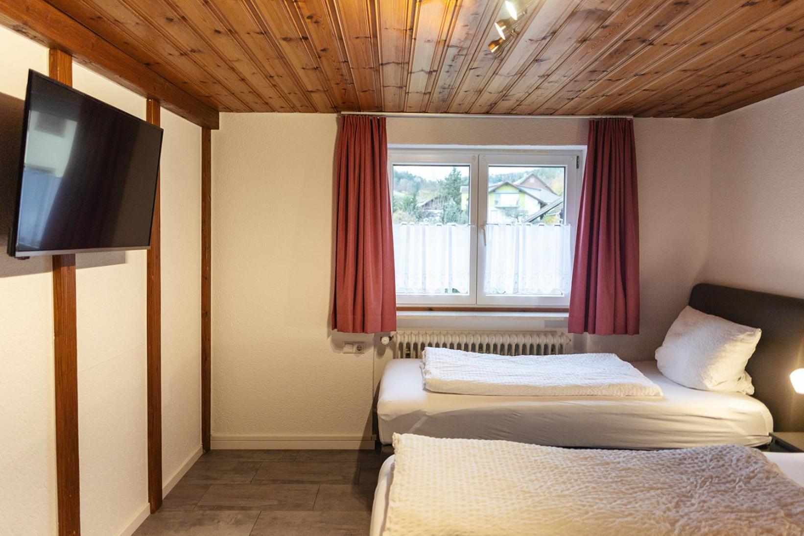 Gasthaus Kranz Lausheim Room photo